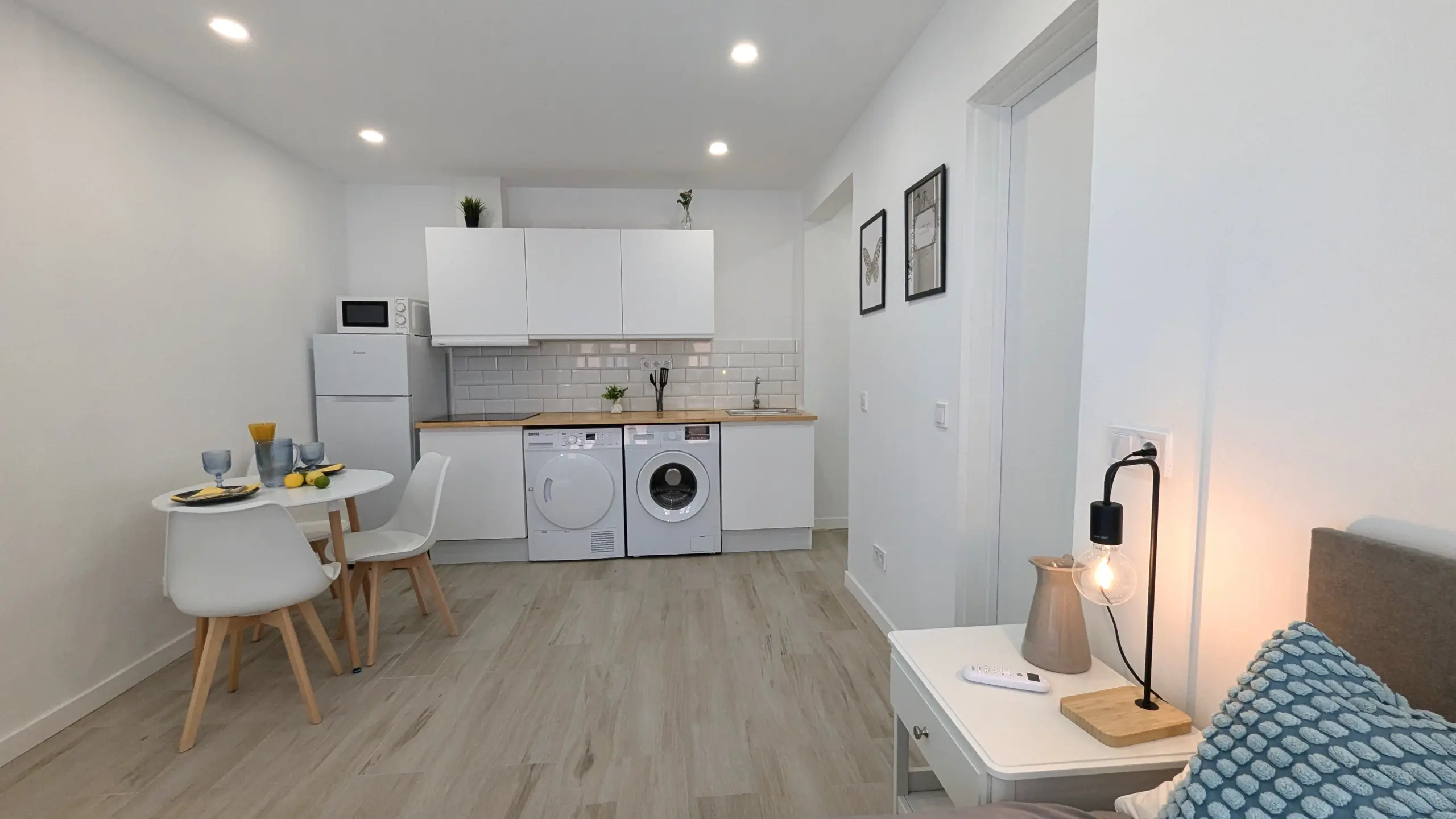 Estudio entero con Cama de matrimonio y baño completo en Sabadell - Ref. Tu estudio a 10 min de clase, UAB, UPC y ESDI
