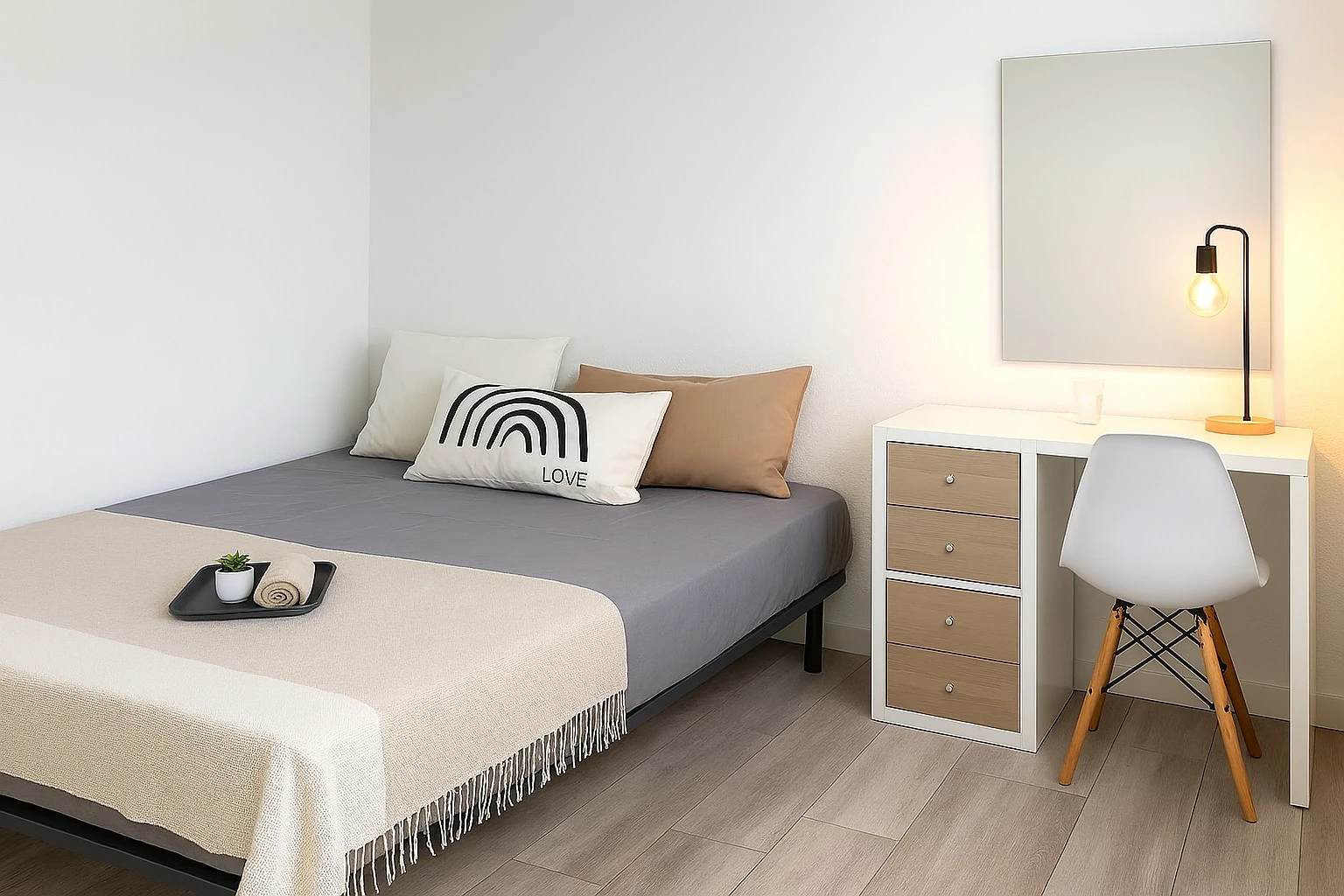Habitación con baño privado con Cama de matrimonio y baño privado en Sabadell - Ref. Vive a tu ritmo: habitación premium con baño propio y todo incluido
