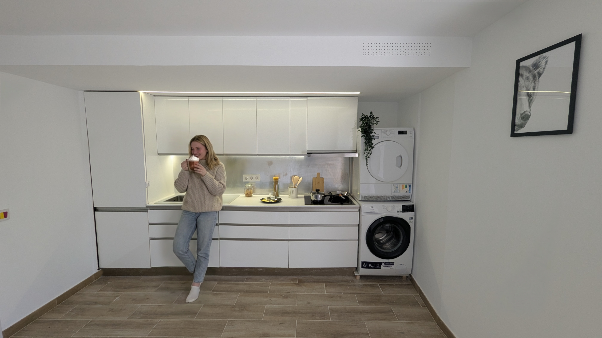 Estudio entero con Cama de matrimonio y baño completo en Badia del valles - Ref. Estudio reformado con aire acondicionado, a un paso de la UAB y bien conectado a Barcelona